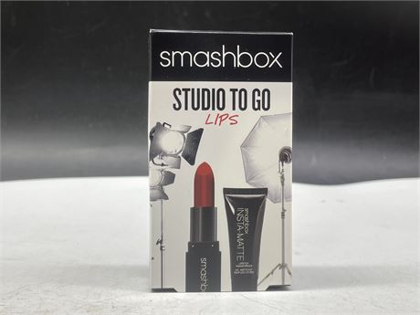 (NEW) SMASHBOX STUDIO LIPS TO GO