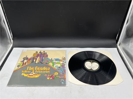 RARE EARLY UK PRESS - IN STEREO PCS 7070 - THE BEATLES YELLOW SUBMARINE -