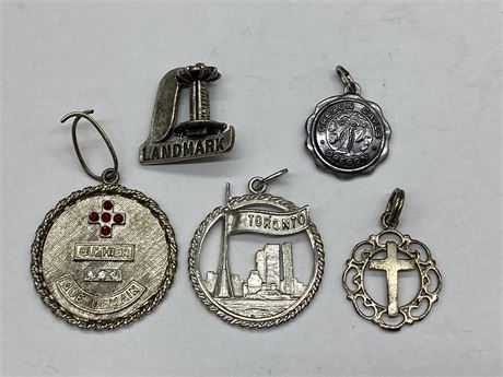 5 STERLING CHARMS/PENDANTS (LARGEST IS 1”)