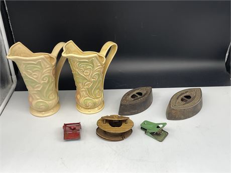 VINTAGE IRONS / MOUSE TRAP / OTHERS - 2 GOTHIC WADE HEATH PITCHERS
