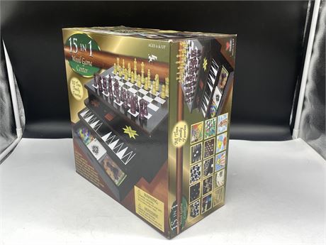 15 IN 1 WOOD GAME CENTER ON BOX