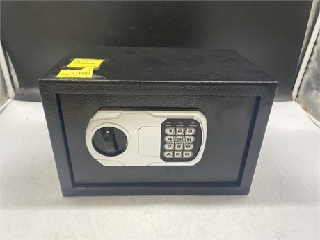 FIREPROOF SAFE AS NEW WITH CODE (1FT LONG)
