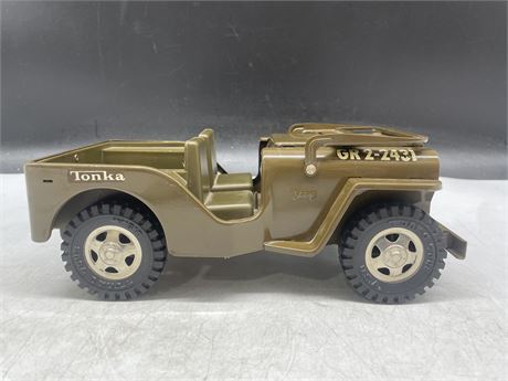 VINTAGE METAL TONKA ARMY JEEP 1960’S - GR2 - 2431 GREAT CONDITION