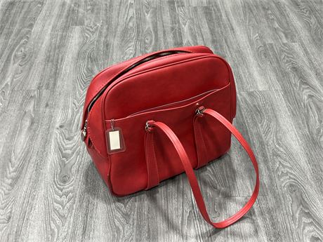 LARGE RED PURSE / BAG - NO NAME (17” wide)
