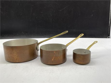 3 VINTAGE COPPER POTS WITH BRASS HANDLES