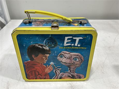1982 E.T. LUNCH BOX