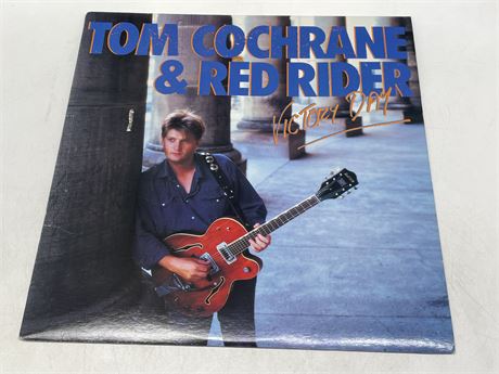 TOM COCHRANE & RED RIDER - VICTORY DAY - EXCELLENT (E)