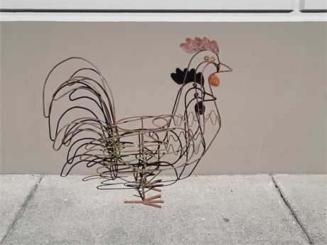 LARGE METAL ROOSTER PLANT STAND (29"tall)