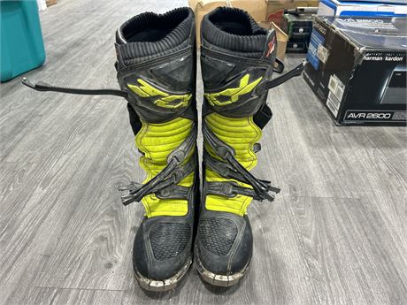 SIZE 14 TCX DIRTBIKE BOOTS