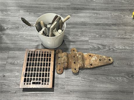 LARGE VINTAGE HINGES, VENT COVER & BUCKET OF CONCRETE FINISHING TOOLS