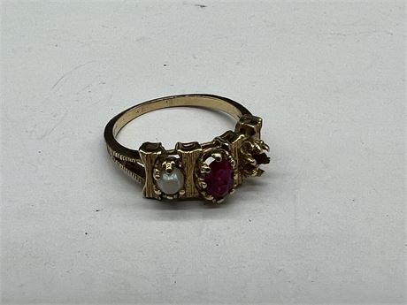 10K GOLD VINTAGE WOMENS RING - MISSING 1 STONE
