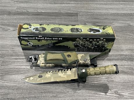NEW CAMOUFLAGE 8” BLADE KNIFE W/ CASE