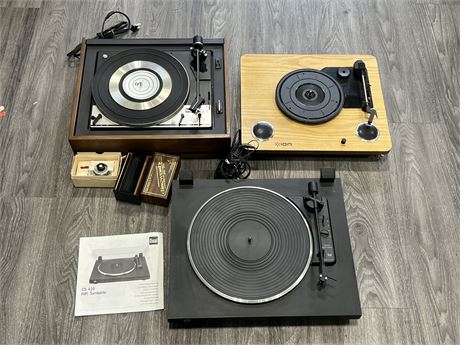 3 TURNTABLES & ACCESSORIES - DUAL TURNTABLE WORKS