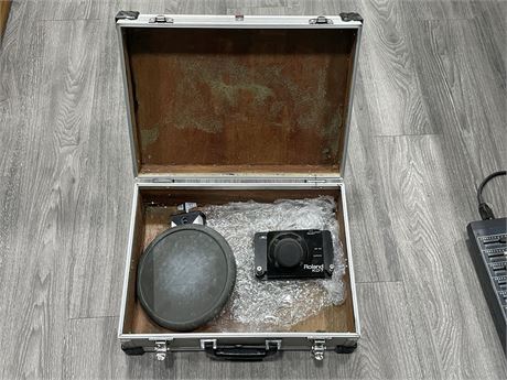 ROLAND ELECTRONIC DRUM PARTS KD-7 + PD-6 IN STEEL CARRYING CASE