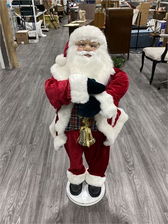 4FT MOTION ACTIVATED MUSICAL SANTA CLAUSE