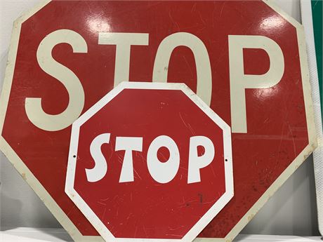 2 STOP SIGNS