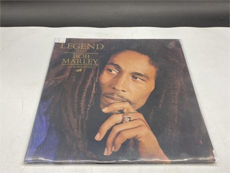 UK PRESS - BOB MARLEY AND THE WAILERS - LEGEND - VG (slightly scratched)