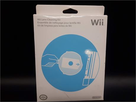 WII LENS CLEANING KIT - CIB - VERY GOOD CONDITION