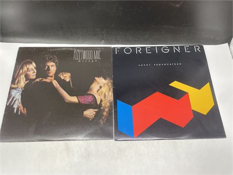 2 MISC RECORDS - FLEETWOOD MAC & FOREIGNER - VG+ (SLIGHTLY SCRATCHED)