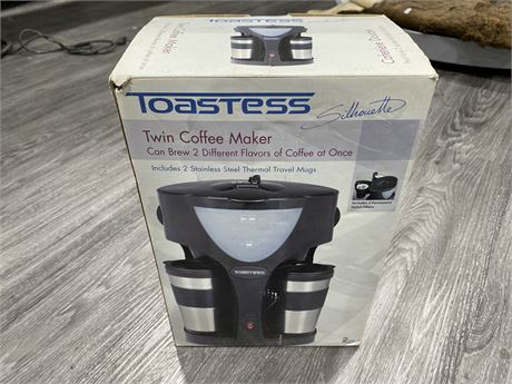 TWIN COFFEE MAKER (Like new)