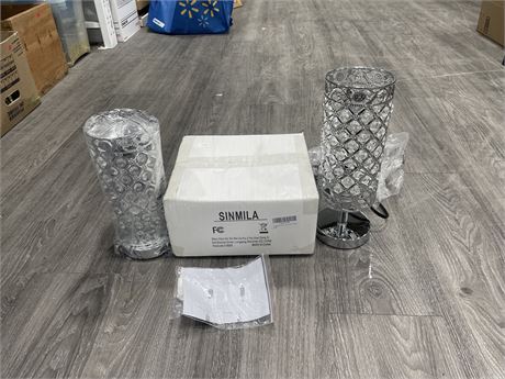 2 BOXES OF SINMILA CRYSTAL LAMPS  (2 / BOX) (12”)