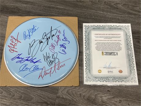 BRUCE SPRINGSTEEN & THE E-STREET BAND SIGNED DRUMHEAD W/COA