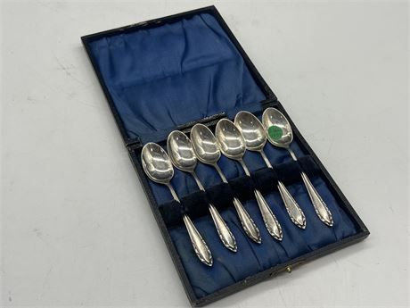 (6) 1933 STERLING SPOONS IN CASE (4”)
