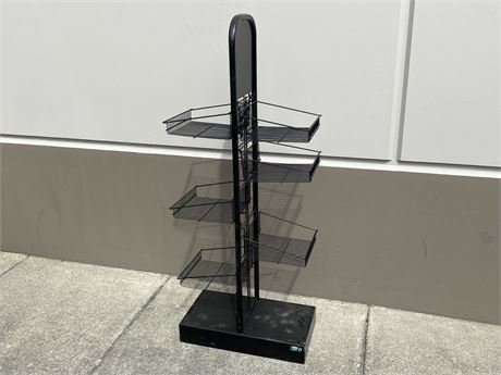 DOUBLE SIDED METAL DISPLAY STAND (5ft tall)