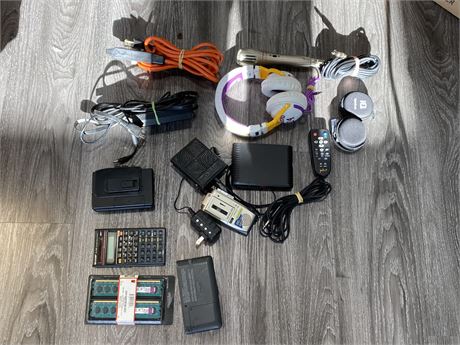 MISC ELECTRONIC LOT