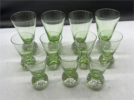 VINTAGE CRYSTAL BALL VIBRANT GREEN GLASSES - 4 LARGE (6”) / 7 MEDIUM (4.5”)
