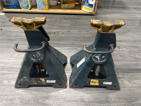 (2) 5 TON JACK STANDS