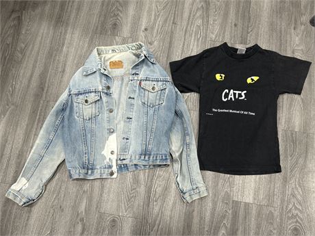 VINTAGE LEVIS DENIM JACKET & CATS THE MUSICAL SHIRT - BOTH SMALL WOMENS SIZES
