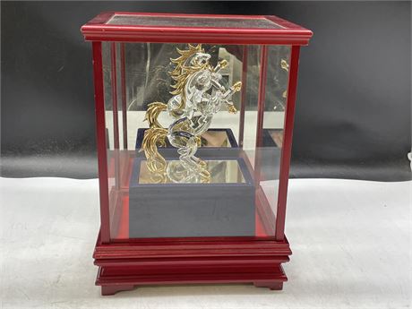 BLOWN GLASS HORSE WITH 24K GOLD MANE + TAIL - IN WOODEN + GLASS DISPLAY CASE