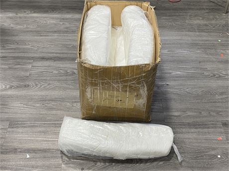 BOX OF 9 BAGS OF WHITE STRING