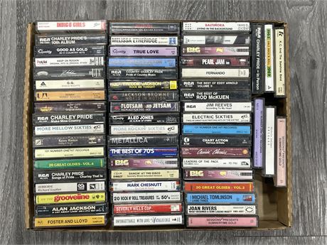 TRAY OF CASSETTES (ROCK + COUNTRY, ECT)
