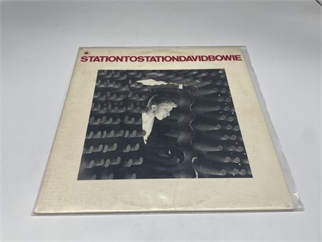 DAVID BOWIE - STATION TO STATION - EXCELLENT (E)