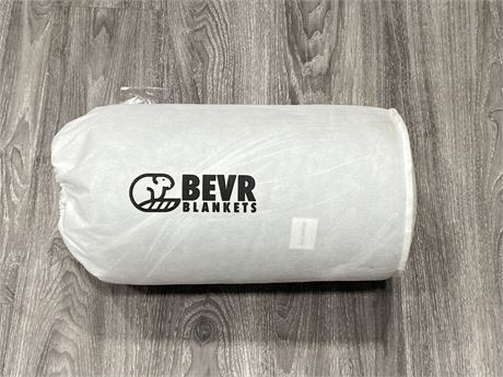 NEW BEVR DOWN CAMPING BLANKET