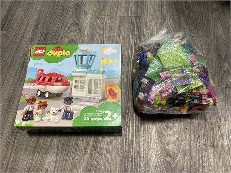 OPEN BOX LEGO DUPLO 10961 & BAG OF MISCELLANEOUS LEGO