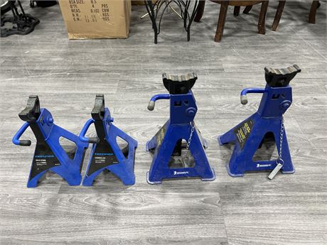 2 SETS OF 3 TON / 3.5 TON AXLE STANDS