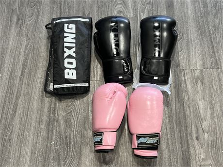 2 PAIRS OF BOXING GLOVES - 1 PAIR IS NEW