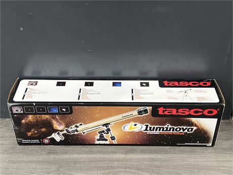 TASCO LUMINOVA 675X POWER REFRACTOR TELESCOPE IN BOX