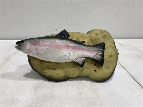 1999 GEMMY TRAVIS THE TROUT SINGING FISH - WORKING 14” LONG