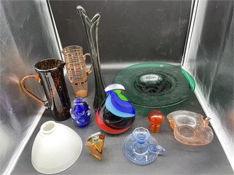 LOT OF VINTAGE HIGH QUALITY GLASS PIECES