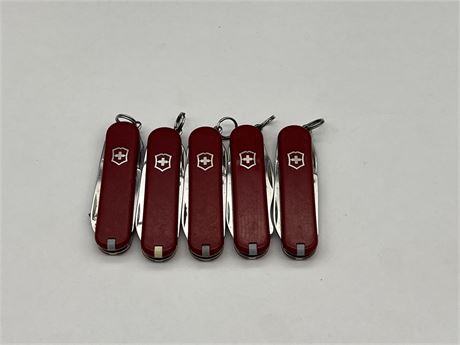 SET OF 5 SWISS ARMY KNIVES