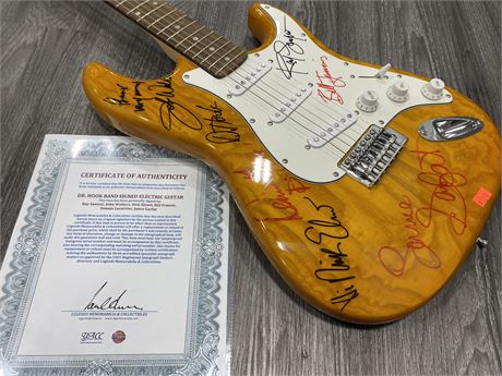 DR. HOOK BAND SIGNED ELECTRIC GUITAR (WITH COA)