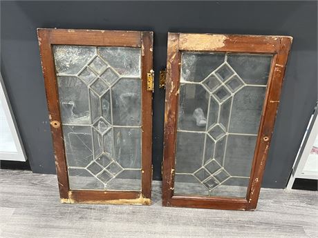 2 VINTAGE LEADED GLASS CABINET DOOR / WINDOWS (16”x29”)