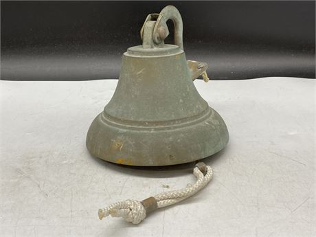LARGE BRASS VINTAGE BELL (6.5” TALL)