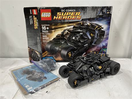 LEGO 76023 BATMAN THE DARK KNIGHT TUMBLER (Complete, needs some reassembly)