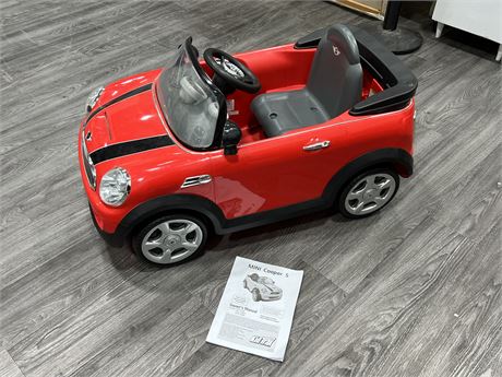 KIDS BATTERY CHARGED MINI COOPER - WORKS (40” long)