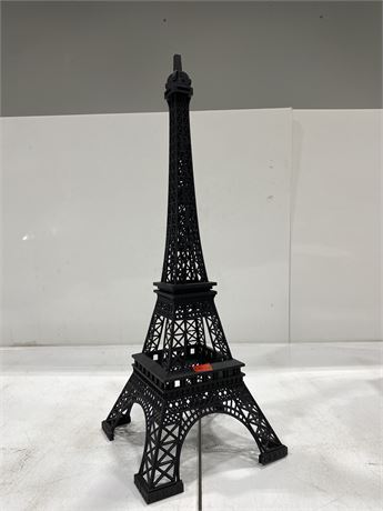 NEW 19” METAL PARIS EIFFEL TOWER
